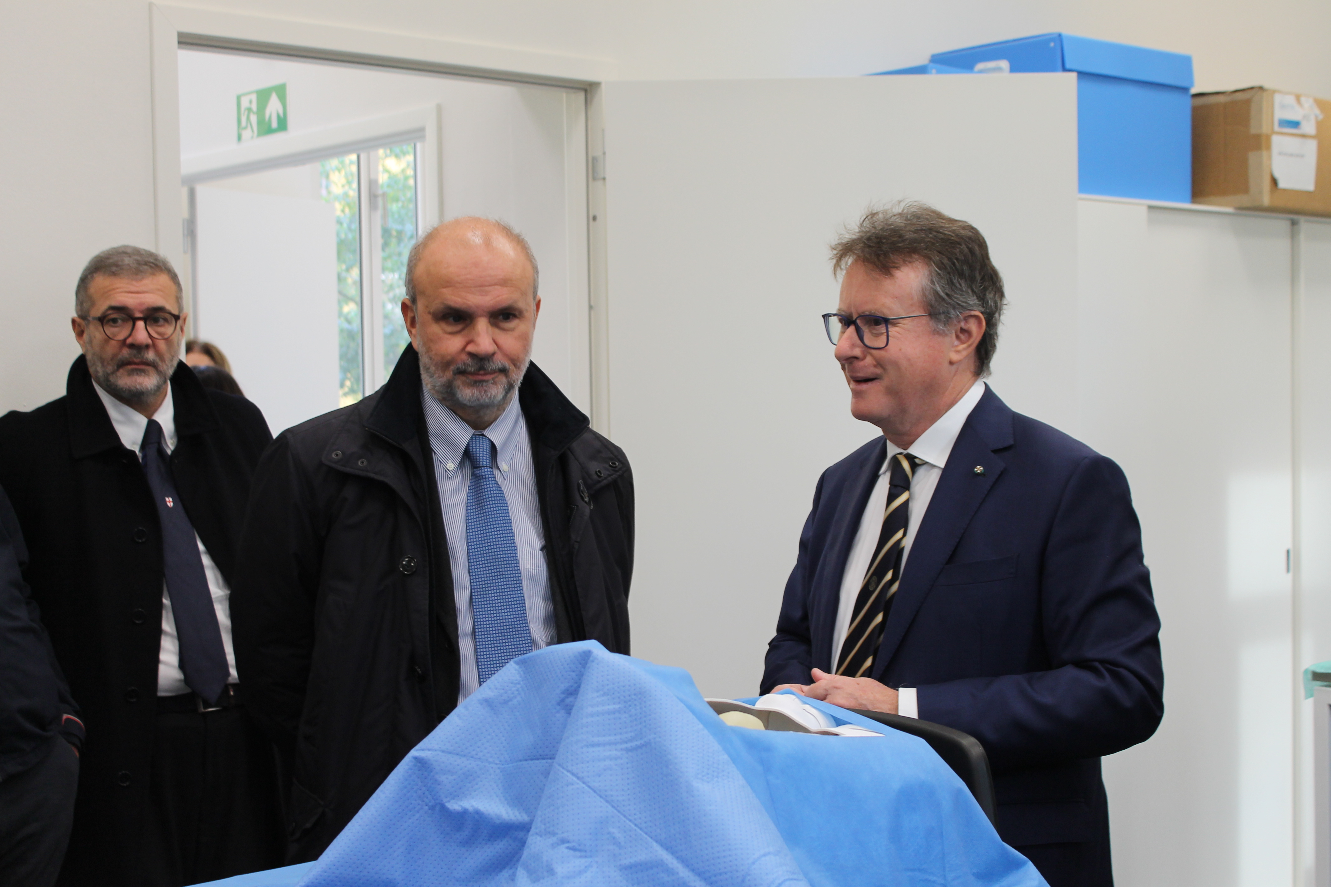 Foto 3 - Inaugurazione Clinica Oculistica